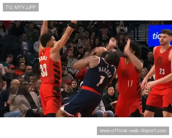 哈登缺席，快船失去节奏遭遇两连败，哈登在快船打过球吗