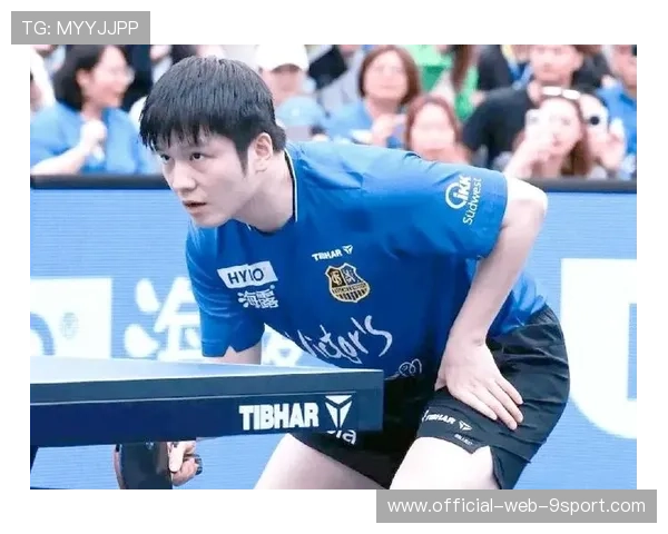 首秀亮相德国杯！樊振东红衣登场尽显王者气场，樊振东德国队