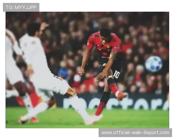 拉什福德反击内切，曼联远射差点扳平，拉什福德曼联首秀